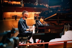 Lewis-Solo-Pianist-2