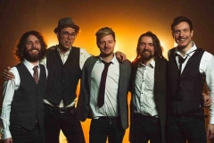 The-Quarters-Mumford-and-Sons-Festival-Style-Band-9