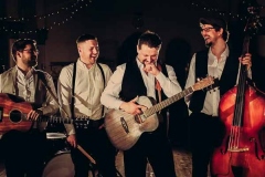 The-Southern-Sons-Mumford-and-Sons-Style-Festival-Wedding-Party-Band-Hire-7