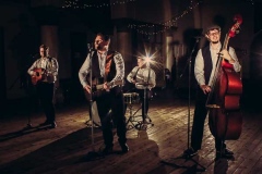 The-Southern-Sons-Mumford-and-Sons-Style-Festival-Wedding-Party-Band-Hire-9